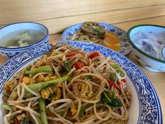 特色鸡蛋肉丝炒米粉-赣南粉局·江西小炒·锅气炒粉(巴黎春天店)