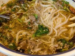 -云阿蛮云南生烫牛肉米线(奉贤路店)