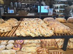 -焙丽拾光(麦凯乐直营店)
