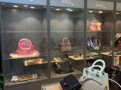 -用真奢侈品名表名包回收中心(朝阳万达店)