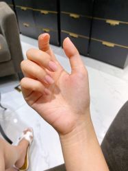 -悦指间美甲美睫