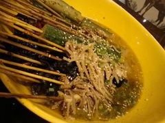 酸菜锅底串串香-三个大叔东北烧烤·砂锅菜(西三旗店)