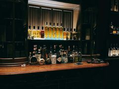 -DM Distiller & Mixologist Whisky Cocktail Bar