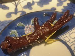 吮指鸡爪-桂满陇天书(南京德基旗舰店)