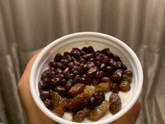 朗姆葡萄干双皮奶-牛姥姥牛奶酪