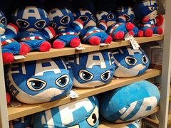 -名创优品(机场路百信广场店)