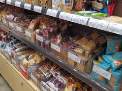 零售区-良品铺子(正大店)