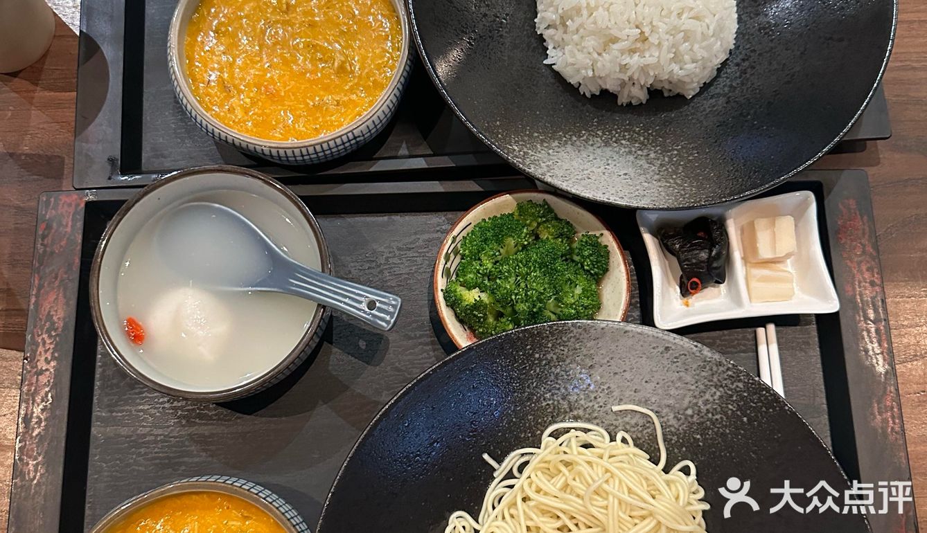 在绍兴终于也能吃上河豚🐡鱼捞饭了～