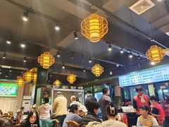 -肖肖酸萝卜鱼火锅(总店)