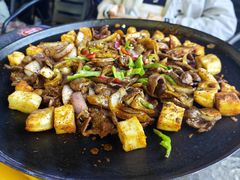 -老周炒拨拉(甘州总店)