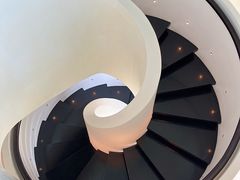 -瑰丽酒店·海吧·天际下午茶·现场DJ·天台酒吧