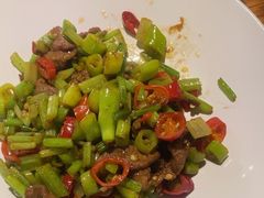 -卢大鲜鱼头捞饭(美利广场店)