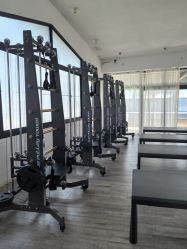 -无界瑜伽普拉提