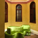 PRADA荣宅，你这样子办展我不可！