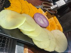 -肉甲韩国木炭烤肉(新壹街1店)