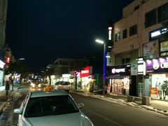 边上的街道-西归浦每天偶来市场