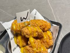 -W COLLECTIVE  DESSERT SHOP