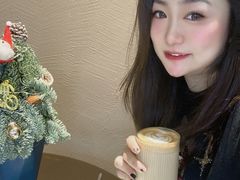 -Fridi Patisserie Cafe