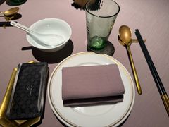 -新荣记(南京西路店)