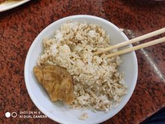 -猪脚洪隆江猪脚饭