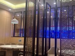-七欣天香辣蟹火锅(闵行浦江欢乐颂店)