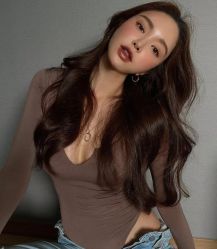 -丝语萱形象