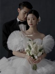 -至臻微拉婚纱摄影