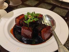 黑松露红烧肉-北京四季酒店·采逸轩