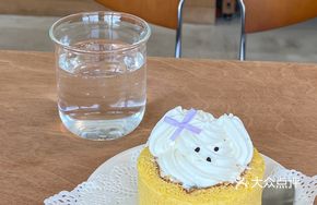 Pear Genmaicha Sponge Roll