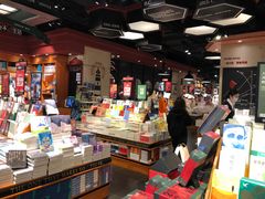 -西西弗书店&矢量咖啡(壹方购物中心店)