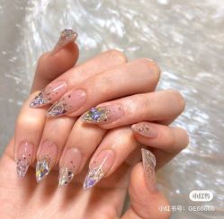 -Pink You美甲洗眉纹绣定制中心