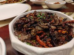 -蔼若春.传承三十年云南菜(金碧公园店)