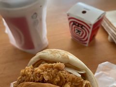 -肯德基(珠峰店)