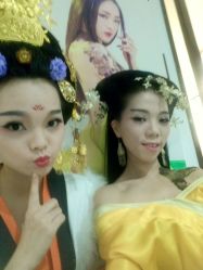 -盘子女人坊古装写真摄影(厦门总店)