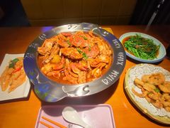 -钳小厨疯味1987肉蟹煲(美一城广场店)