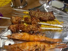 -喝丢一只鞋海鲜烧烤·海肠捞饭(市场店)