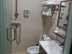 -鑫雅居公寓(广州南站地铁站店)