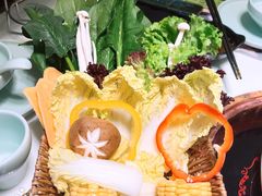 -洪氏嗨捞·猪肚鸡火锅(阳光天地店)