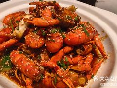 -肥肥虾庄·金牌油焖大虾(杨园滨江时代walk店)