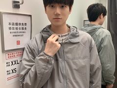 -优衣库(长沙国金中心店)