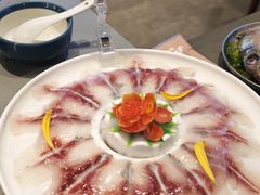 脆肉鲩鱼腩片-渔惑·中山脆肉鲩火锅(金湾华发商都店)