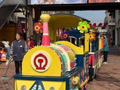 -王府井奥莱临潼小镇(临潼店)