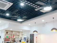 大堂-老何家后安粉·糟粕醋海鲜火锅(三亚湾椰梦长廊店)