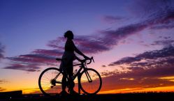 -亚太瑜伽普拉提学院