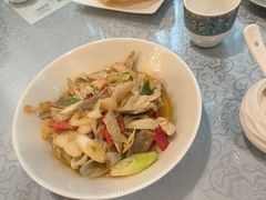 -汗腾格里·风味餐厅(新疆驻京办店)