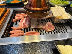 -臻牛烤肉