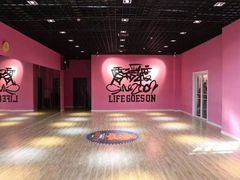 -零下舞度·街舞连锁机构(万科中心店)