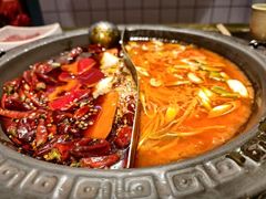 -宽板凳老灶火锅(台湾街店)