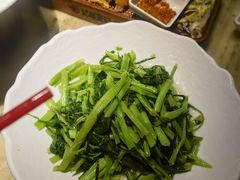 -吴越荣记苏州菜·松鼠桂鱼 100% 活鱼现做(月光码头店)