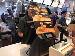 -麦当劳(深圳北站高铁店)